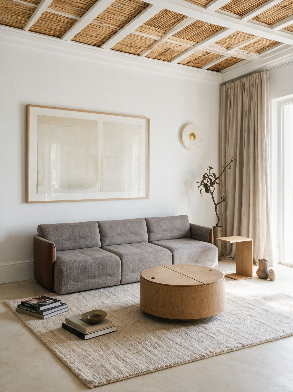 Sala com o HUG e a ALBBA WOOD
