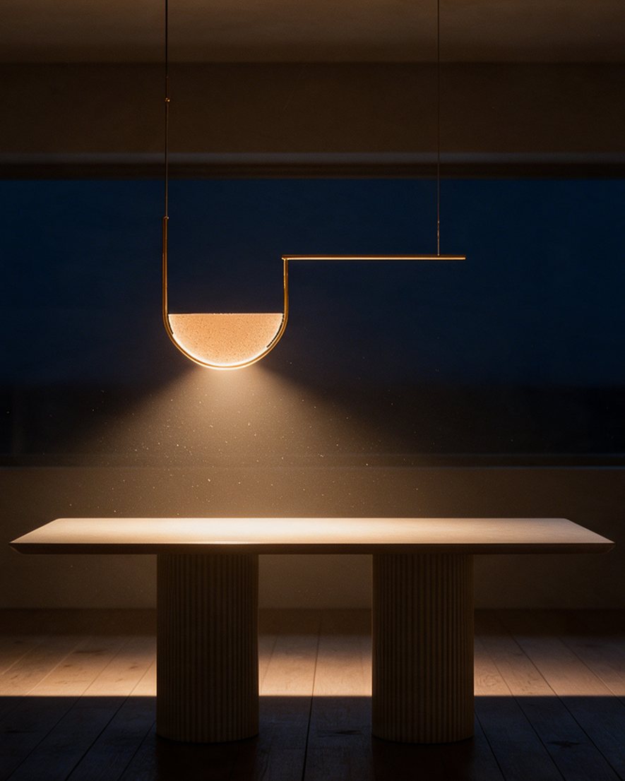 CHAMPANHE, suspensão acesa numa sala de jantar