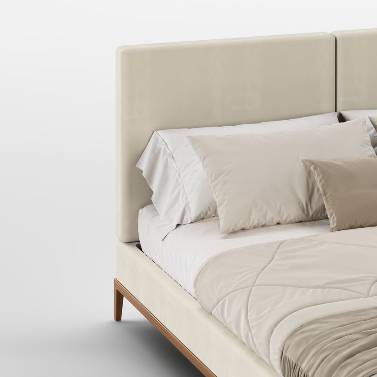 HALO (Madeira Nogueira · Velvet Off White)